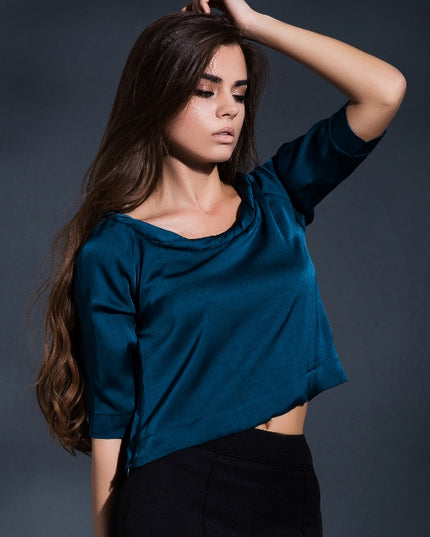 Twisted Round Neck Cropped Top